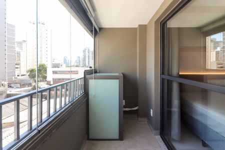 Apartamento para alugar com 29m², 1 quarto e sem vaga Apartamento para alugar com 29m², 1 quarto e sem vagaVaranda