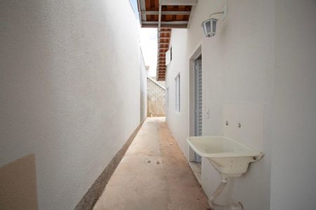 Casa de condomínio para alugar com 70m², 2 quartos e 2 vagas Casa de condomínio para alugar com 70m², 2 quartos e 2 vagasÁrea de Serviço