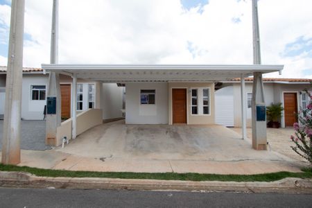 Casa de condomínio para alugar com 70m², 2 quartos e 2 vagas Casa de condomínio para alugar com 70m², 2 quartos e 2 vagasGaragem