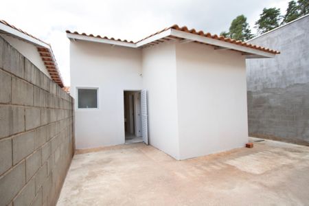 Casa de condomínio para alugar com 70m², 2 quartos e 2 vagas Casa de condomínio para alugar com 70m², 2 quartos e 2 vagasQuintal