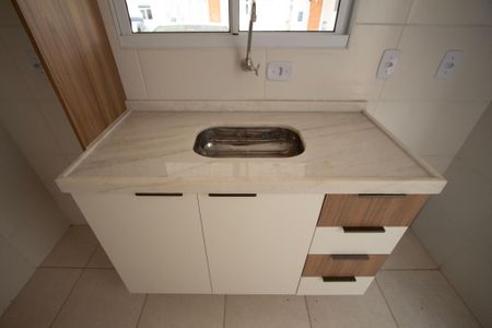 Casa de condomínio para alugar com 70m², 2 quartos e 2 vagas Casa de condomínio para alugar com 70m², 2 quartos e 2 vagasCozinha