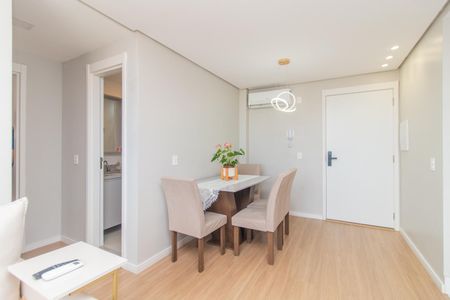Sala de apartamento à venda com 2 quartos, 58m² em Azenha, Porto Alegre