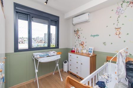 Quarto 1 de apartamento à venda com 2 quartos, 58m² em Azenha, Porto Alegre