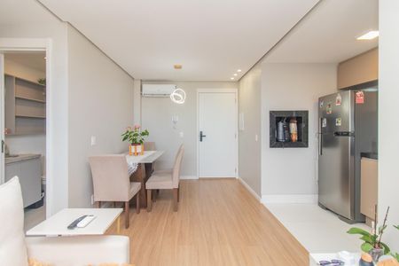 Sala de apartamento à venda com 2 quartos, 58m² em Azenha, Porto Alegre