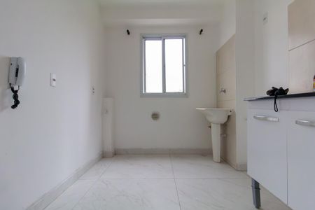 Apartamento para alugar com 34m², 2 quartos e sem vaga Apartamento para alugar com 34m², 2 quartos e sem vagaCozinha e Área de Serviço