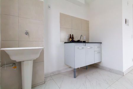 Apartamento para alugar com 34m², 2 quartos e sem vaga Apartamento para alugar com 34m², 2 quartos e sem vagaCozinha e Área de Serviço