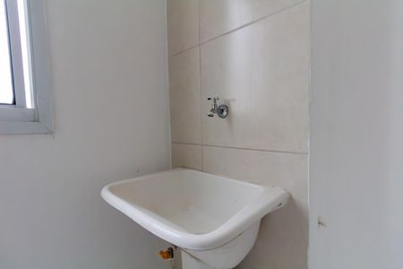 Apartamento para alugar com 34m², 2 quartos e sem vaga Apartamento para alugar com 34m², 2 quartos e sem vagaCozinha e Área de Serviço