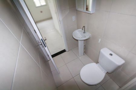 Apartamento para alugar com 34m², 2 quartos e sem vaga Apartamento para alugar com 34m², 2 quartos e sem vagaBanheiro