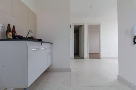 Apartamento para alugar com 34m², 2 quartos e sem vaga Apartamento para alugar com 34m², 2 quartos e sem vagaCozinha e Área de Serviço