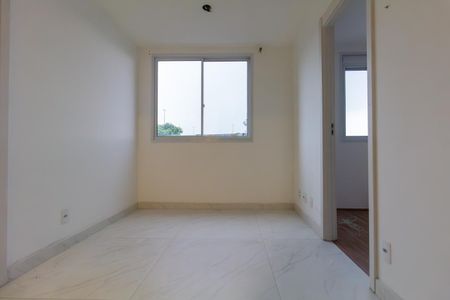 Apartamento para alugar com 34m², 2 quartos e sem vaga Apartamento para alugar com 34m², 2 quartos e sem vagaSala