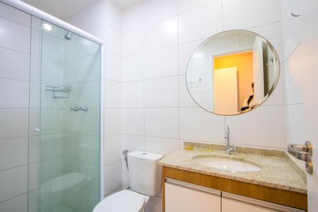 Apartamento para alugar com 69m², 2 quartos e 1 vagaBanheiro do quarto 1