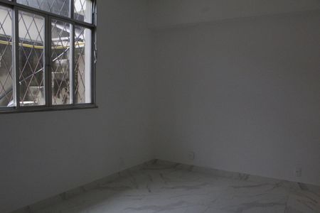 Quarto Suíte de apartamento para alugar com 2 quartos, 90m² em Taquara, Rio de Janeiro