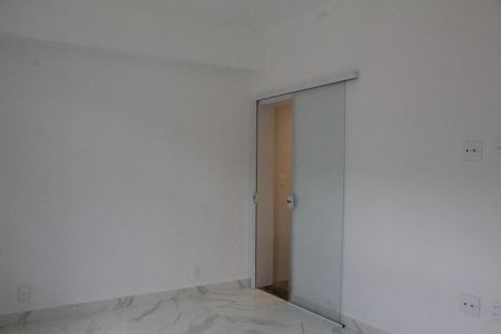 Quarto Suíte de apartamento para alugar com 2 quartos, 90m² em Taquara, Rio de Janeiro