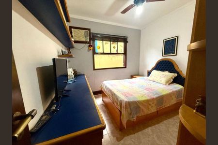 Casa à venda com 3 quartos, 184m² em Itaipu, Niterói