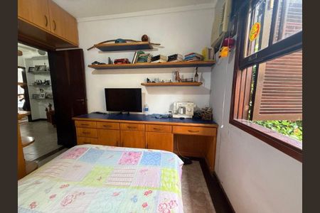 Casa à venda com 3 quartos, 184m² em Itaipu, Niterói