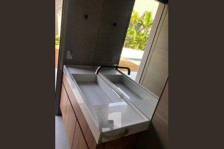 Casa de condomínio à venda com 365m², 3 quartos e 4 vagas