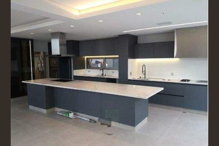 Casa de condomínio à venda com 365m², 3 quartos e 4 vagas