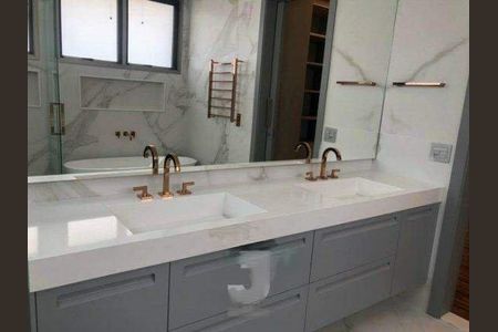 Casa de condomínio à venda com 365m², 3 quartos e 4 vagas