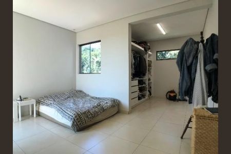 Casa à venda com 3 quartos, 300m² em Parque do Engenho, Nova Lima