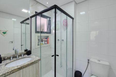 Apartamento à venda com 74m², 2 quartos e 2 vagasBanheiro da Suíte 2