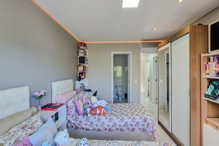 Apartamento à venda com 74m², 2 quartos e 2 vagasSuíte 2