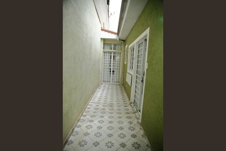 Casa para alugar com 125m², 2 quartos e 2 vagasCorredor/Quintal Lateral 