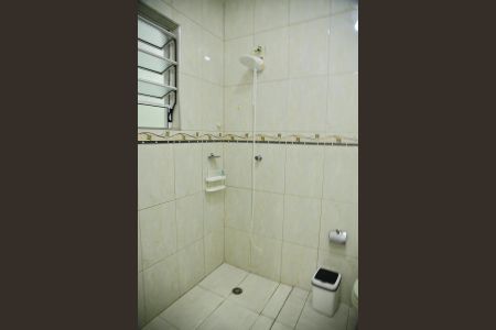 Suíte - Banheiro  de casa para alugar com 2 quartos, 125m² em Vila Santa Luzia, São Bernardo do Campo