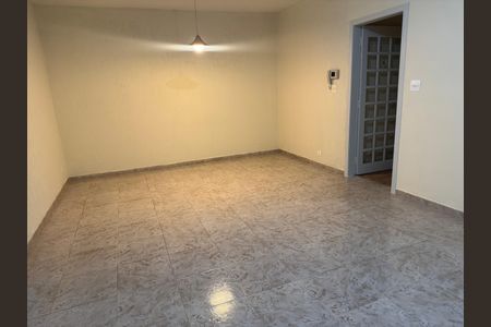 Casa para alugar com 150m², 3 quartos e 2 vagas