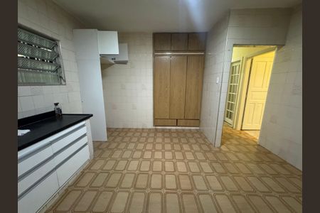 Casa para alugar com 150m², 3 quartos e 2 vagas