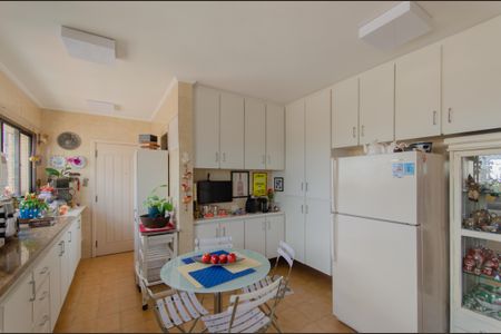 Apartamento para alugar com 340m², 3 quartos e 3 vagasCozinha