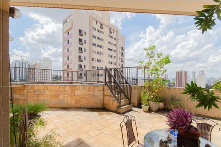 Apartamento para alugar com 340m², 3 quartos e 3 vagasPiso Superior Externo