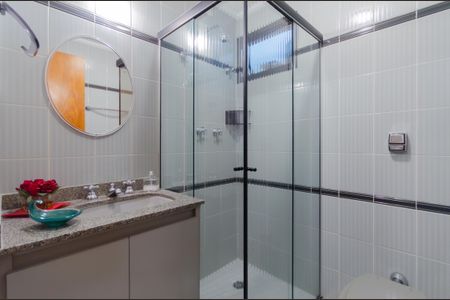 Apartamento para alugar com 340m², 3 quartos e 3 vagasBanheiro Social