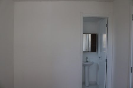 Quarto de apartamento para alugar com 1 quarto, 25m² em Parque Industrial Tomas Edson, São Paulo