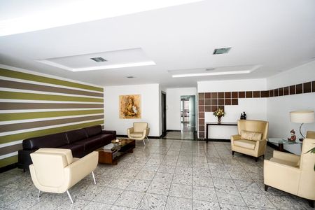 Apartamento para alugar com 88m², 3 quartos e 2 vagasHall social