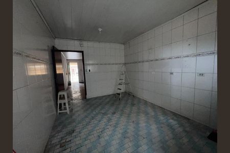 Foto 13 de casa à venda com 2 quartos, 110m² em Vila Gomes, São Paulo