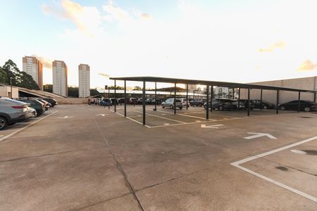 Apartamento para alugar com 46m², 2 quartos e 1 vaga Apartamento para alugar com 46m², 2 quartos e 1 vagaEstacionamento