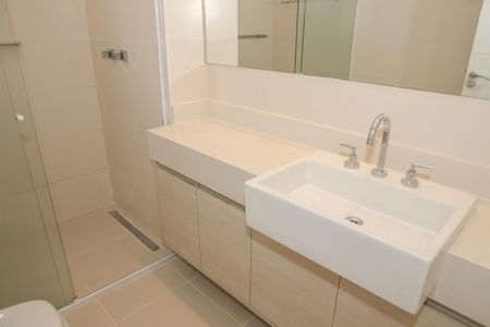Apartamento para alugar com 135m², 3 quartos e 3 vagasBanheiro da Suíte 1