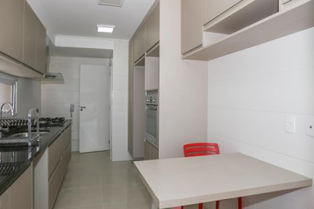 Apartamento para alugar com 135m², 3 quartos e 3 vagasCozinha