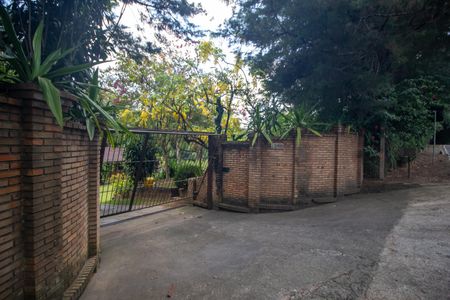 Casa à venda com 300m², 3 quartos e 4 vagasFachada