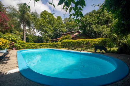 Casa à venda com 300m², 3 quartos e 4 vagaspiscina