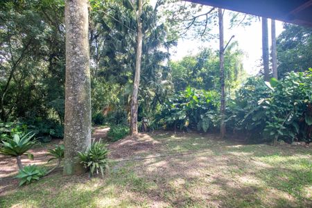 Casa à venda com 300m², 3 quartos e 4 vagasQuintal/Jardim