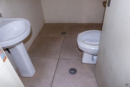 Casa para alugar com 1000m², 8 quartos e 7 vagasBanheiro 