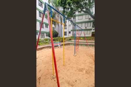 Apartamento à venda com 60m², 2 quartos e sem vagaÁrea comum - Playground