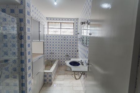 Apartamento à venda com 120m², 3 quartos e 1 vaga Apartamento à venda com 120m², 3 quartos e 1 vagaBanheiro Social