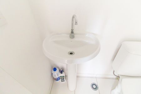 Apartamento para alugar com 32m², 2 quartos e sem vaga Apartamento para alugar com 32m², 2 quartos e sem vagaBanheiro