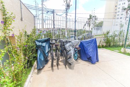 Apartamento para alugar com 32m², 2 quartos e sem vaga Apartamento para alugar com 32m², 2 quartos e sem vagaBicicletario