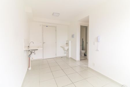Apartamento para alugar com 32m², 2 quartos e sem vaga Apartamento para alugar com 32m², 2 quartos e sem vagaSala/Cozinha