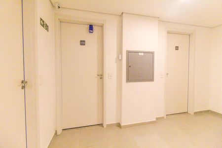 Apartamento para alugar com 32m², 2 quartos e sem vaga Apartamento para alugar com 32m², 2 quartos e sem vagaHall