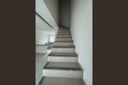 Sala de casa para alugar com 2 quartos, 150m² em Parque Equitativa, Duque de Caxias