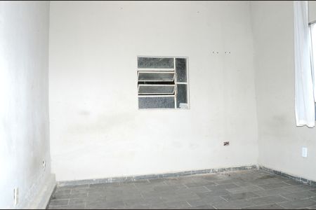 Quarto de casa para alugar com 1 quarto, 50m² em Jardim Vitoria, Belo Horizonte